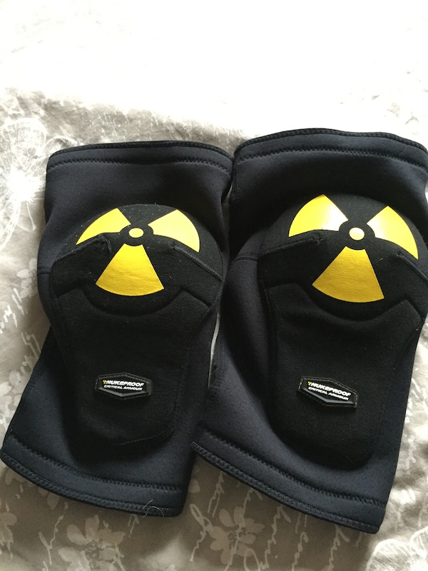 2015 Nukeproof Critical Enduro Knee Sleeve For Sale