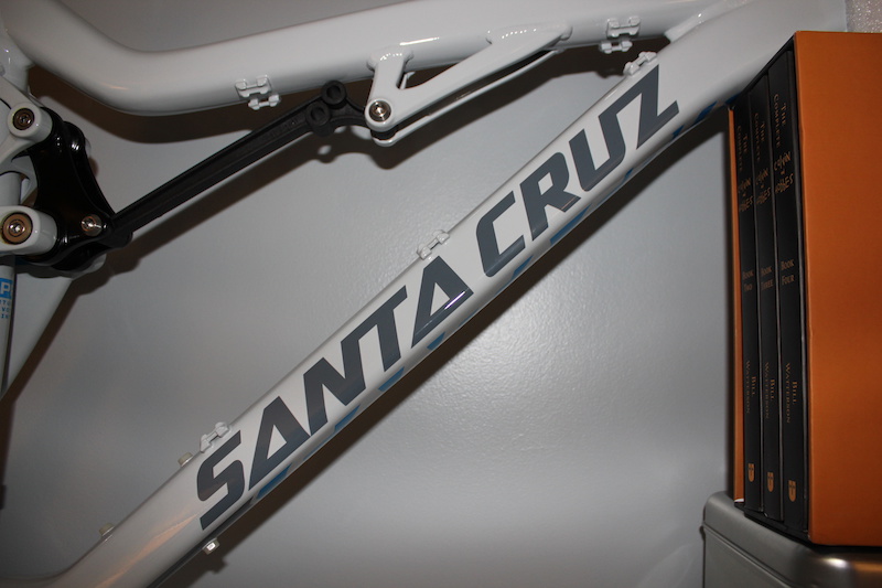 2014 Holy Crap!  Is that a Santa Cruz Bronson Frame?