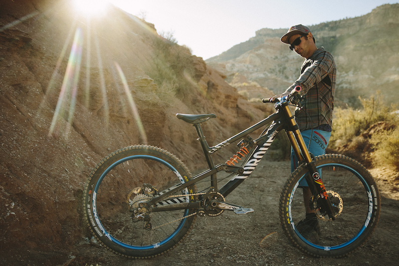 38 Bikes From Red Bull Rampage 2015 - Pinkbike