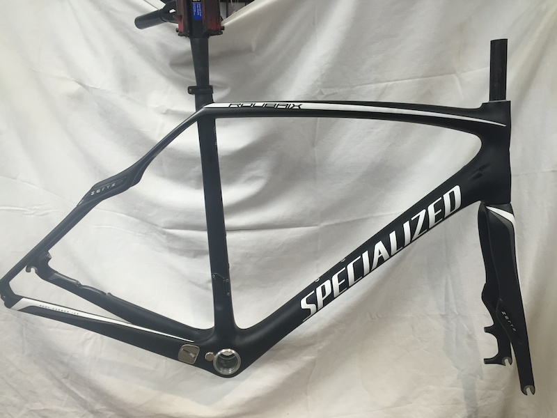 2015 Specialiized Roubaix Pro Disc Carbon Frame/Fork New