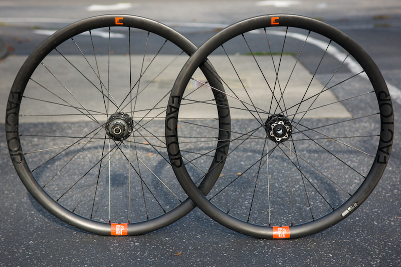 novatec carbon wheels