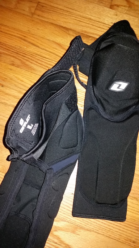 2014 One Industries Conflict knee pads with shin protection