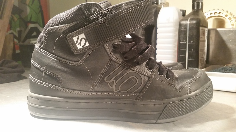 2015 NEW! Five Ten Stealth High Top Clipless Shoes