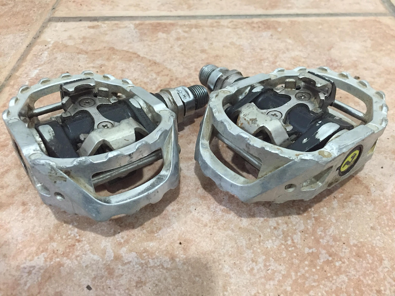 0 Shimano PD - M545 Clipless pedals &amp; Shoes