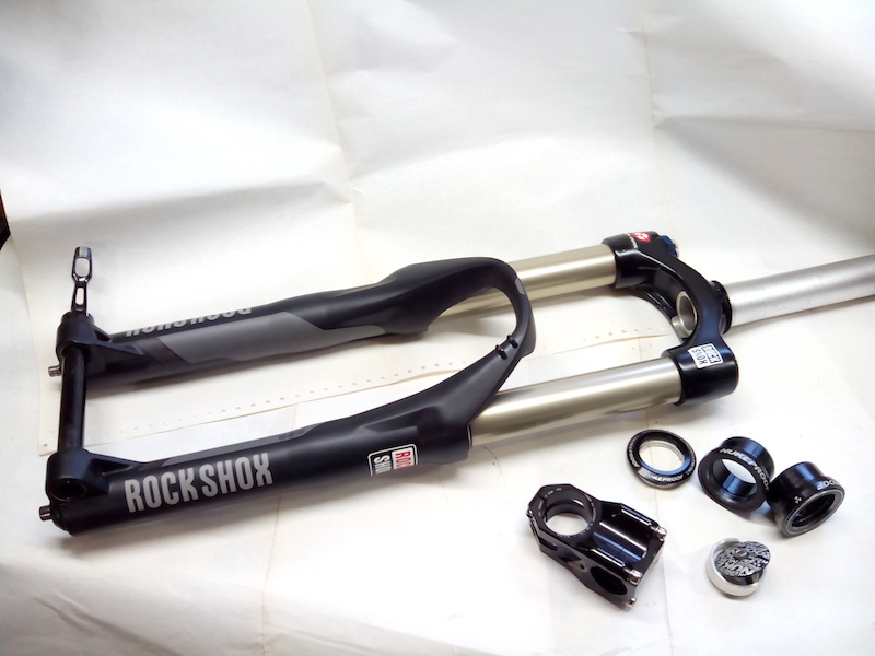 rock shox totem rc2