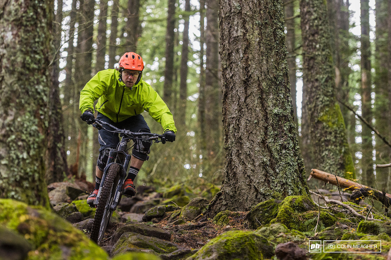 mountain biking gear for cold weather