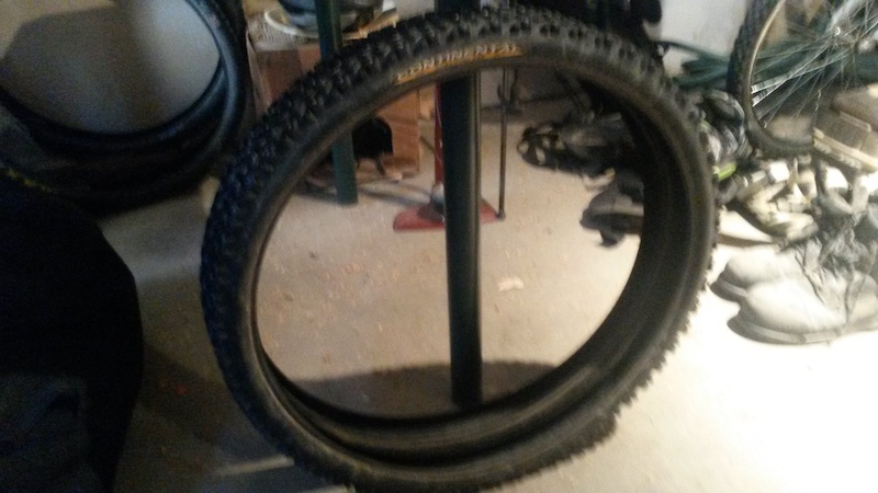 2015 Continental Spike Claw Tires 26 x 2.1