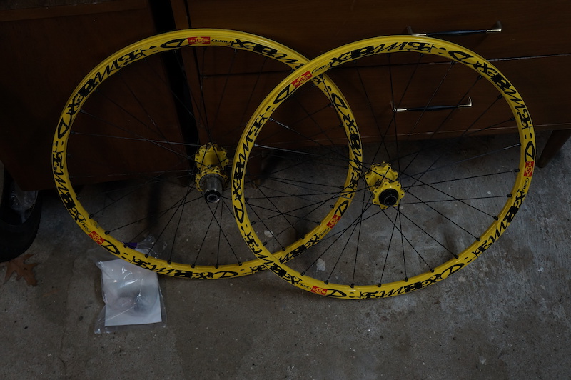 mavic deemax 26 wheelset