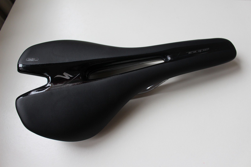 2015 Specialized Toupe Exper Gel - 143 mm saddle - NEW