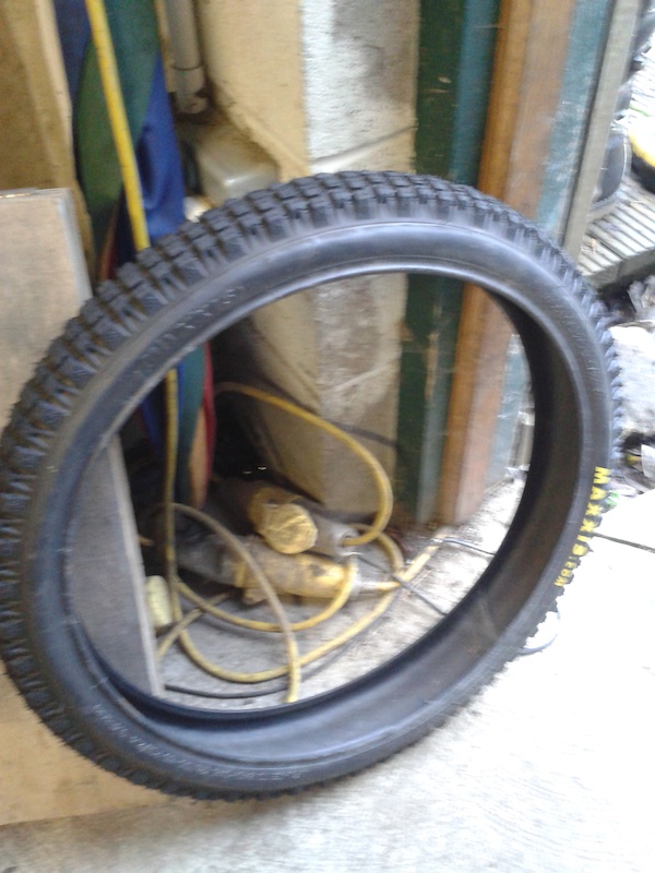 0 Never used 19 inch maxis creepy crawler tyre
