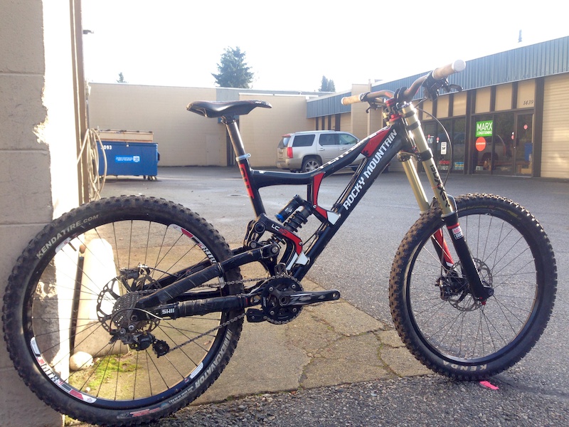 2014 Rocky Mountain Flatline Pro Size L **PRICE DROP** For Sale