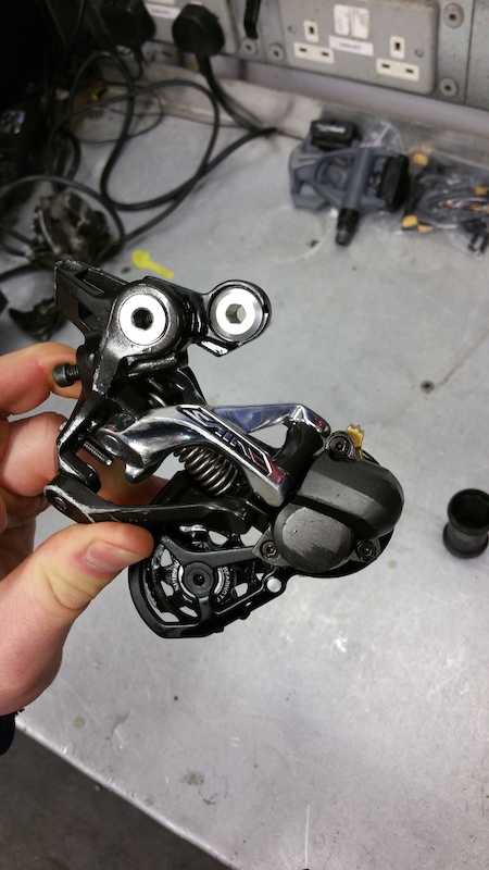 shimano xt m8000 shadow  11 speed rear mech