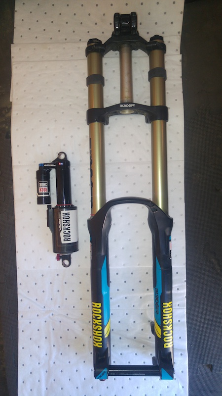 2013 rockshox boxxer world cup with charger damper