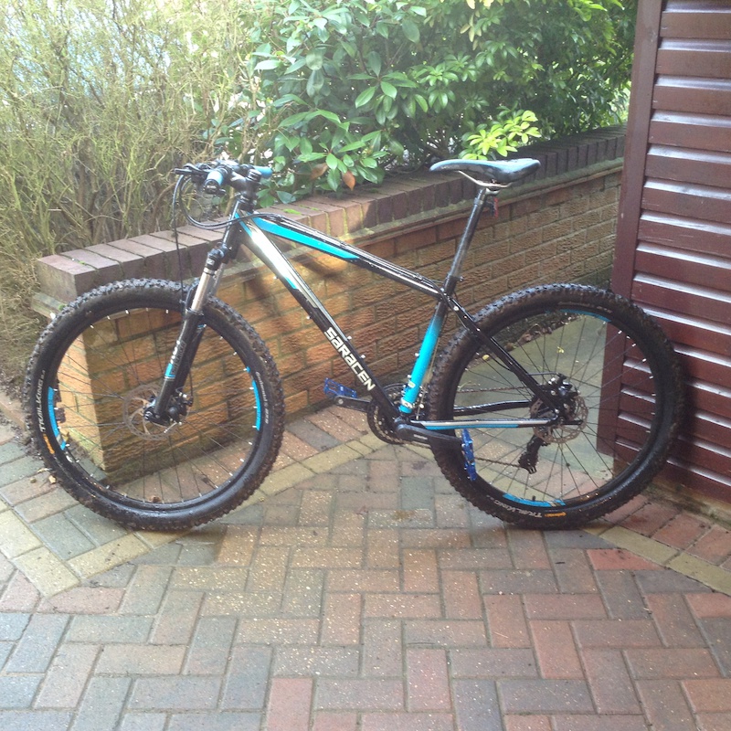 2015 Saracen Tufftrax Disc Hardtail Mountain bike For Sale