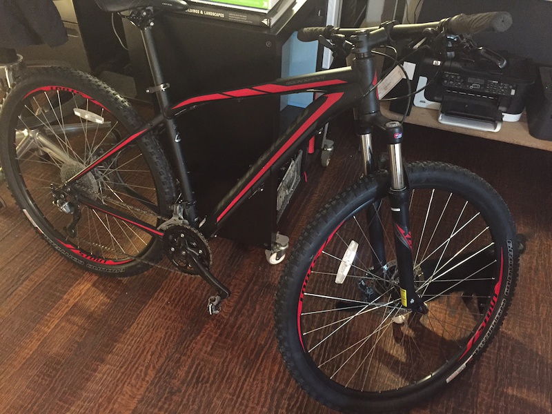 specialized rockhopper sport 29er