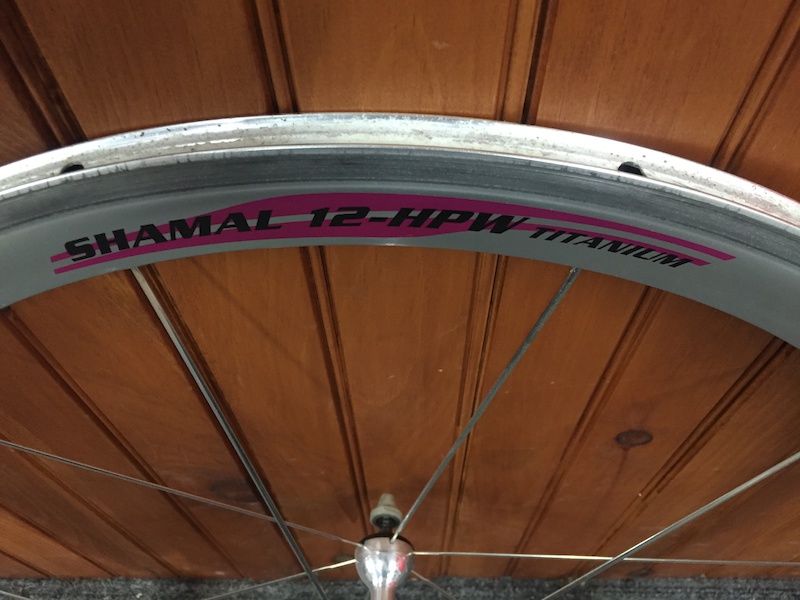 Campagnolo Shamal 12-HPW Titanium wheel set For Sale