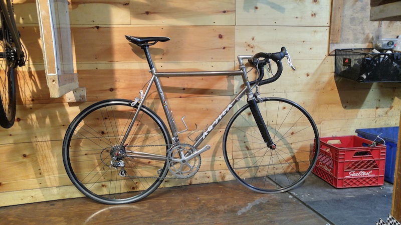 aquila titanium road bike