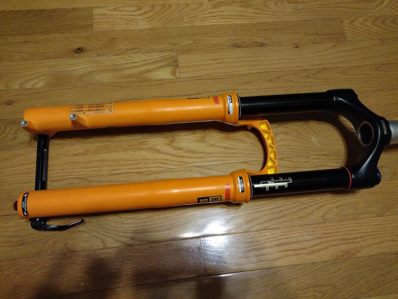2016 Rock Shox Revelation RC3 Solo Air 150mm Fork Tapered