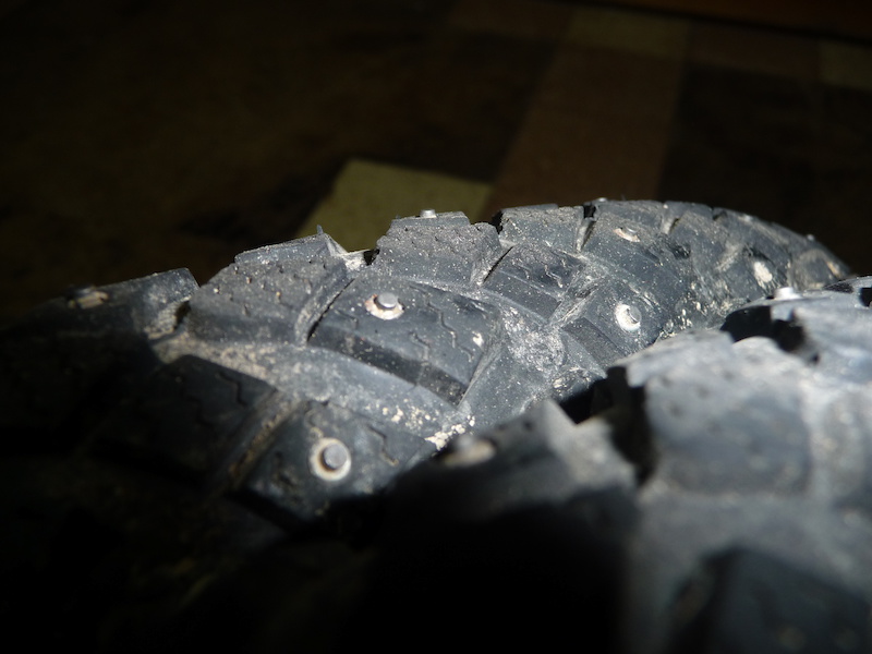 Schwable Marathon Winter Tyres 26 * 2.0 Pair, *USED*