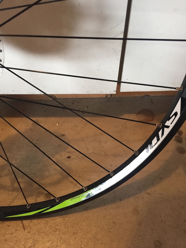 2015 Syncros GX19 29'er wheelset with disc rotors