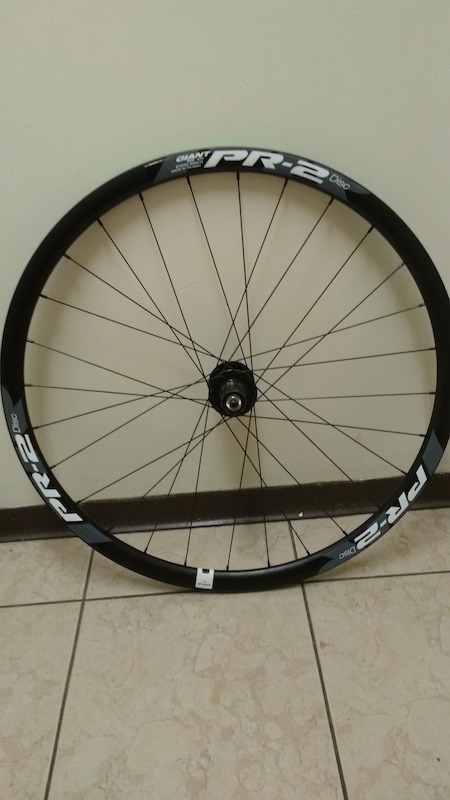 2016 New Giant PR-2 Disc road wheelset 10-11speed For Sale