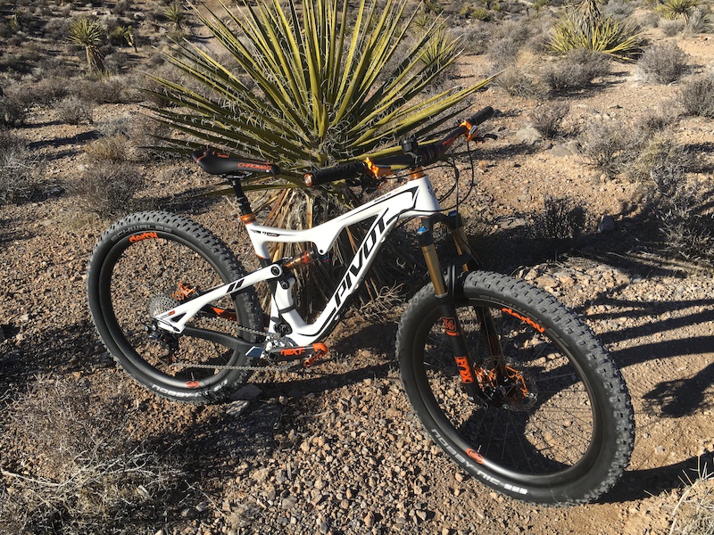 pivot 429 trail weight