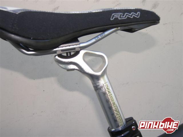 seat and seatpost
(funn)     (raceface prodigy)
