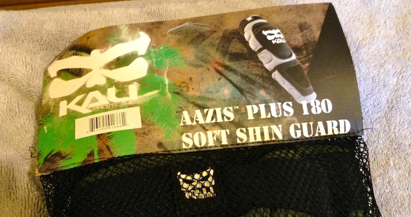 2015 Kali Aazis Plus 180 Soft Knee/Shin Guard Small