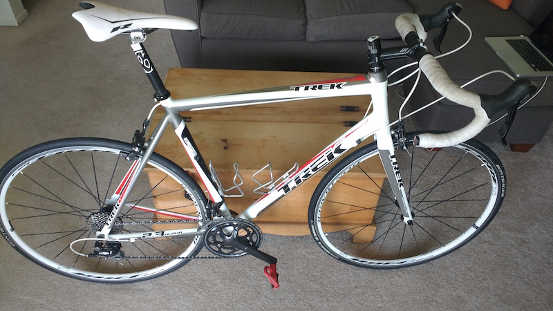 Trek 2.3 alpha clearance road bike