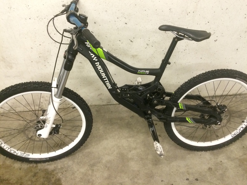 2010 Rocky Mountain Flat-line FR very clean For Sale
