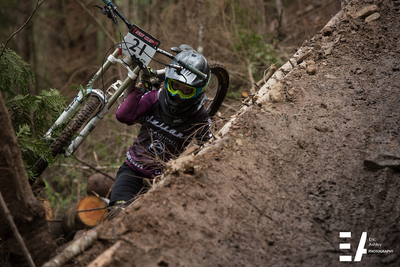 Linnea Rooke (Pro Women). at Dry Hill in Port Angeles, Washington ...