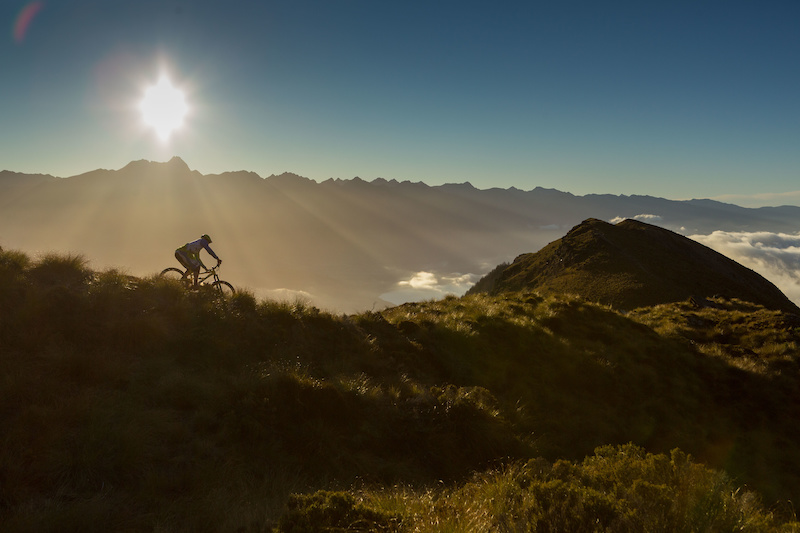 Getting the Shot - Ridge Line Queenstown - Pinkbike