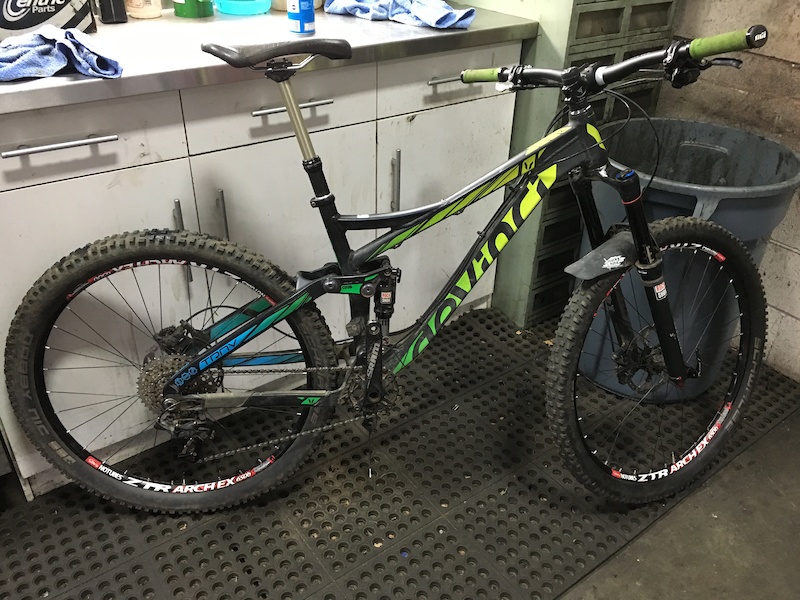 devinci troy 29 alloy