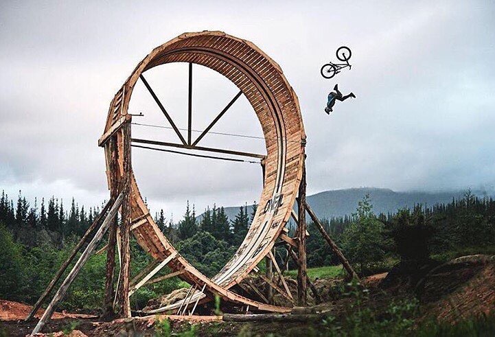 40ft loop crash

Photo by Julien Grimard
(Its not my picture, I just found it on fb and saw it wasn't on pb yet ! )