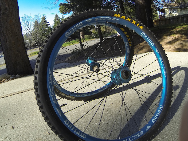 Azonic outlaw hot sale 26 wheelset