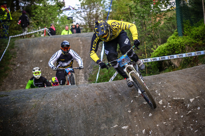 Racing from 4X Pro Tour in Germany
Photos Credit Christian Donner