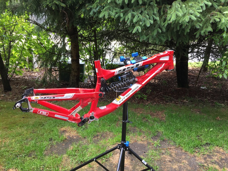 2010 Intense 951 with Fox RC4