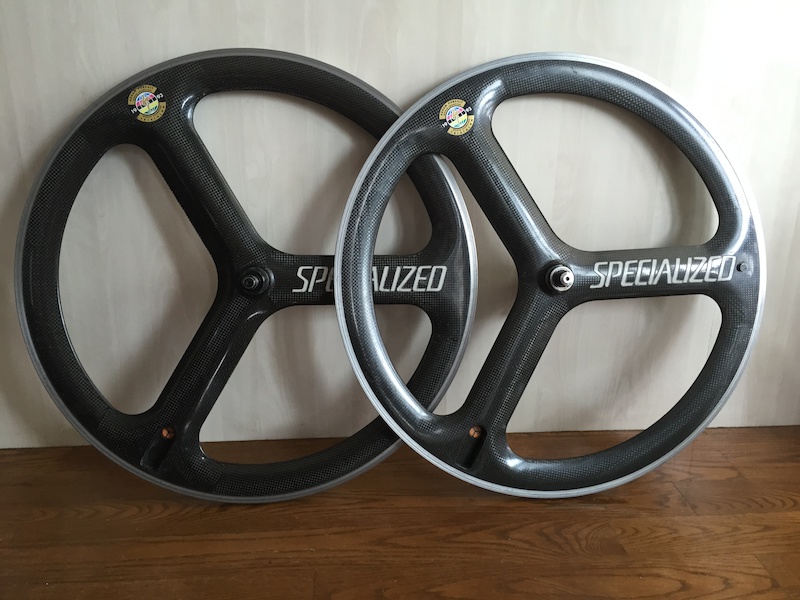 specialized tri spoke front wheel