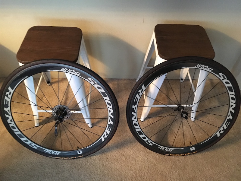 2015 Reynolds r4 Carbon clincher wheelset For Sale