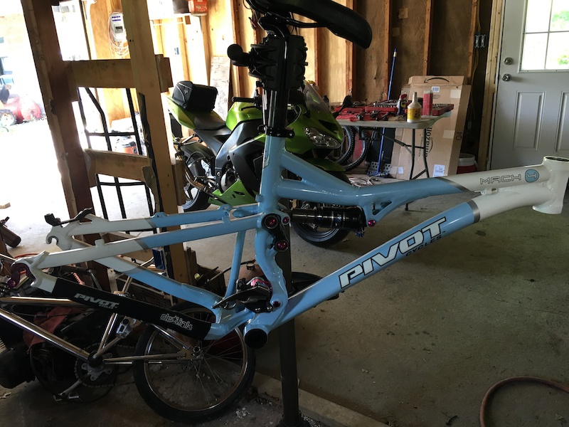 2010 pivot mach 4