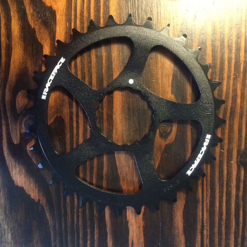 2016 RACE FACE CINCH DIRECT MOUNT CHAIN RING 32T,10/11S