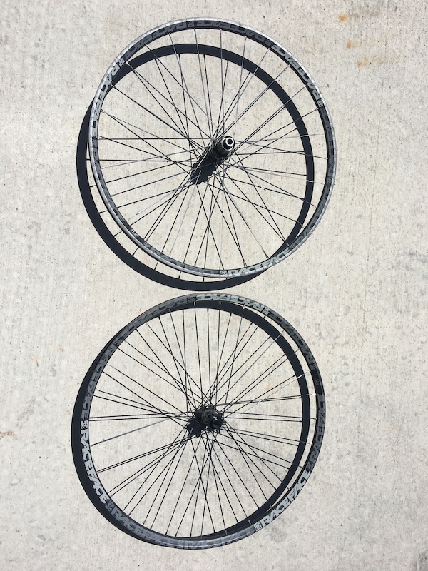 27.5 12x142 rear wheel