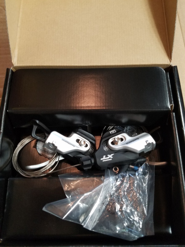 2016 Shimano XT Shifters Set Rapidfire SL-M780-B I-Spec 2/3 For Sale