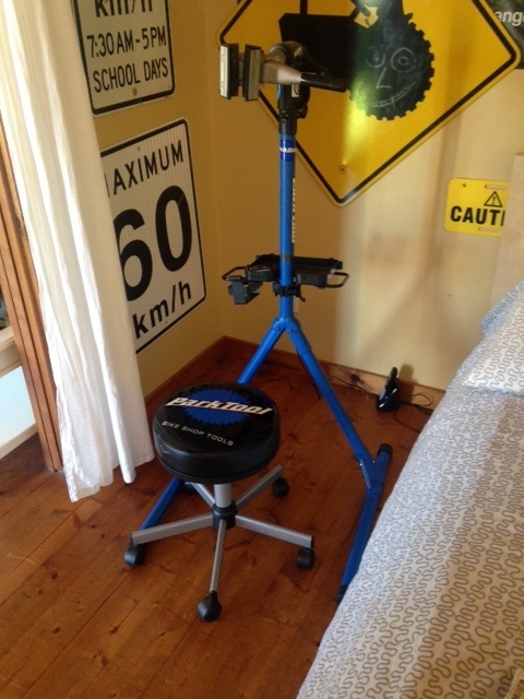 2015 Park Tool Deluxe Home Mechanic Repair Stand w/extras