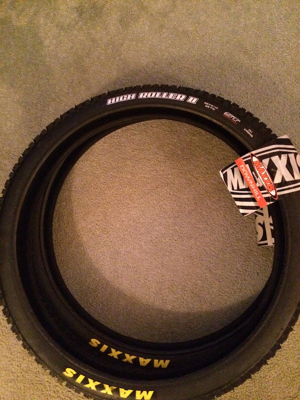 2016 BRAND NEW 2 x Maxxis High Roller 2 Super tacky 2.5