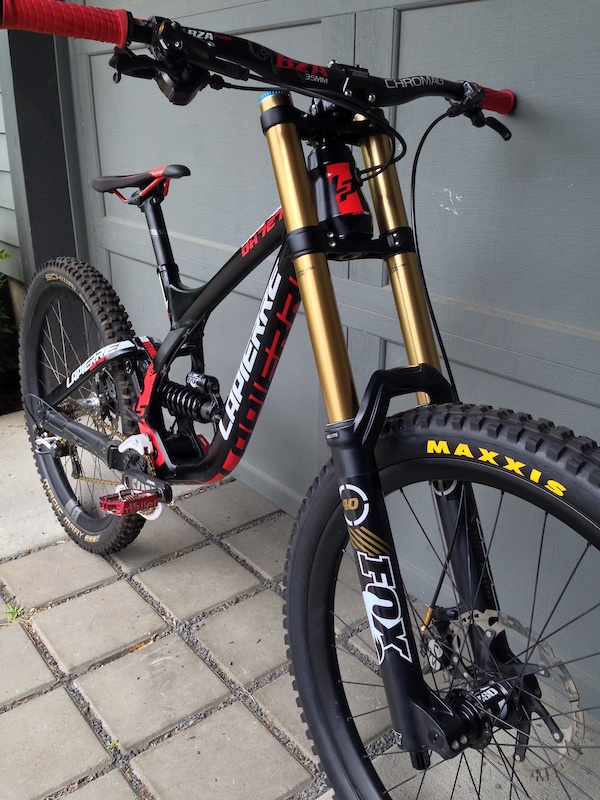 2015 Lapierre DH 727 w Fox 40 carbon wheels King Saint For Sale