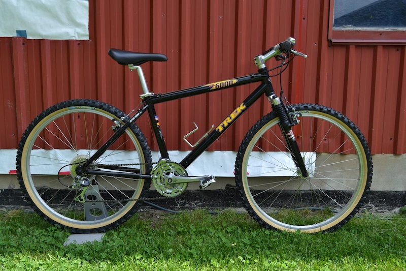 Trek ZX6000 Hardtail Mountain Bike - 16-inch Frame For Sale