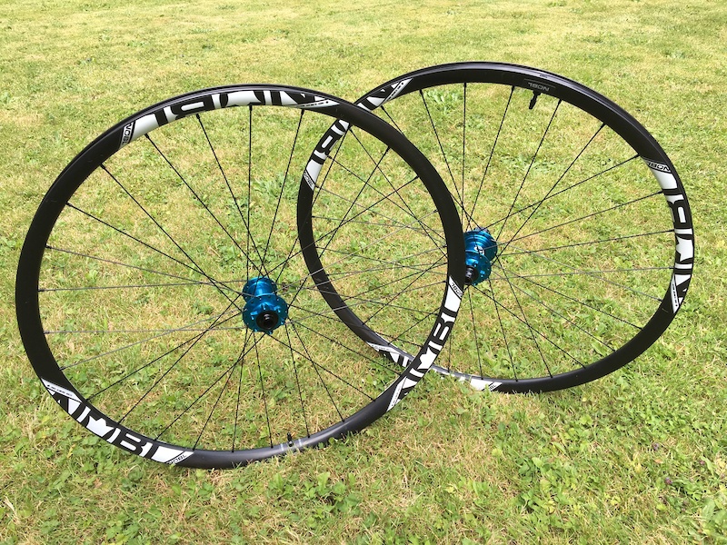 2015 I9 Torch classic NOBL carbon wheelset