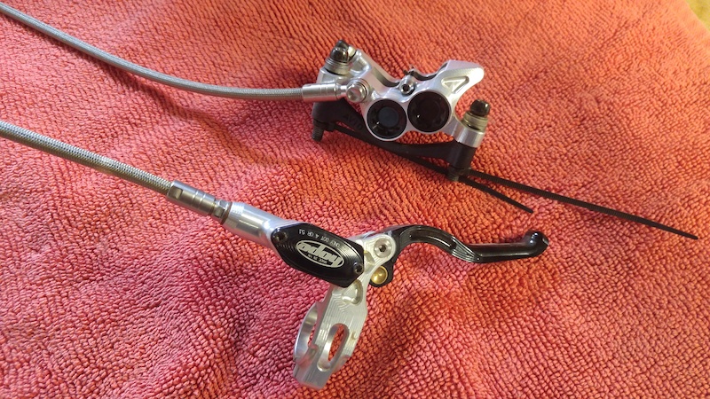 0 Hope M4 Brakes Front and rear