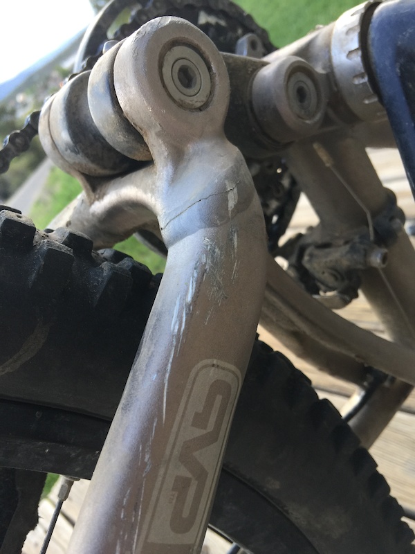 Cracked rear triangle on Nomad options Pinkbike Forum